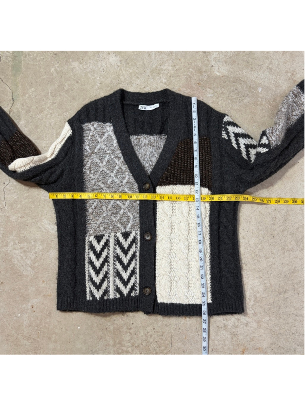 ZARA Patchwork Cardigan Sweater Women’s Medium Gray White Brown Buttons V-Neck - Picture 5 of 13